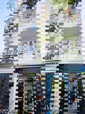 CHÍNH CHỦ CẦN BÁN GẤP CĂN NHÀ 65m2, 1 Trệt 2 Lầu, SỔ HỒNG RIÊNG, HXH