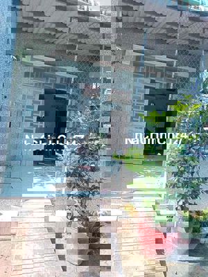 chủ kẹt tiền cần bán gấp ngôi nhà cấp 4