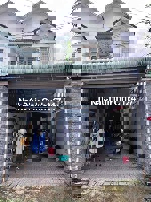 Chủ cần tiền bán nhà  Hiệp an trệt lầu 2pn 2 wc chỉ 2ti190