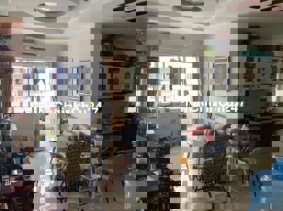 Chính chủ cần bán căn hộ chung cư 155 Nguyễn chí thanh , P9 , Q5  Dt :