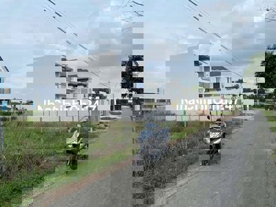 Chính chủ bán lô đất DT 4,7x32m2/148m2 ở phước Lâm Cần giuộc,giá 535tr