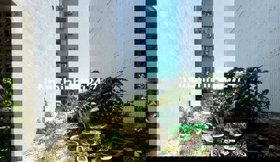 Chủ bán nhanh lô đất cách biển 400m, sát bên tòa tháp đôi Sun costa