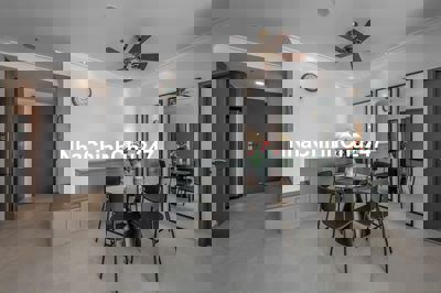 Gấp. Chủ thiện chí gửi bán gấp căn hộ 2pn Antonia , View Biệt thự