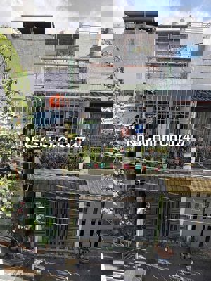 Nhà chính chủ 3 tầng 60m2 ngay Quang Trung, Gvap, chỉ 5ty(tl)