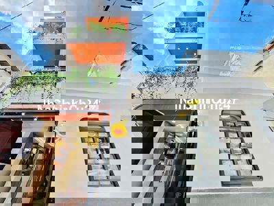 Chính Chủ 🔥 Khu Người Nhật  Bình Thạnh -Ngang 6,6x8m -3 Tầng Sát Q1