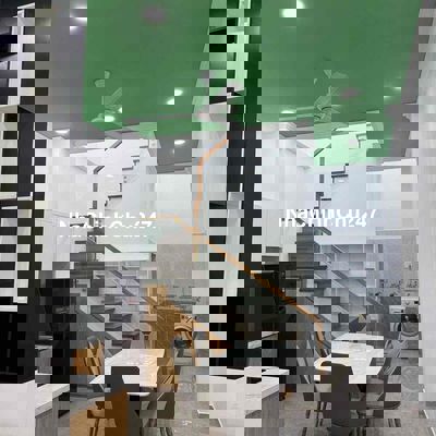 Bán Nhà 1/ TCH8 trệt 1 lầu chủ xây ở  kiên cố .