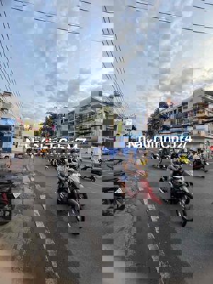 Bán nhà chính chủ mặt tiền đường Quốc Lộ 50 Quận 8, 110m2, 4 tầng.