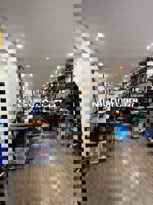 CHỦ CẦN BÁN GẤP TẬP THỂ QUỲNH MAI 100M2 TẦNG 2 CHỈ 4.98 TỶ