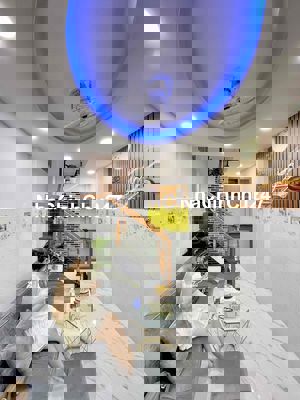 Chính chủ bán Nhà Ni Sư Huỳnh Liên mới đẹp, 2 phòng ngủ, 3 toilet