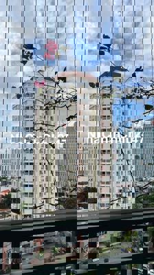 Chính chủ cần bán gấp căn hộ 2PN+ và 2WC có ban công rộng