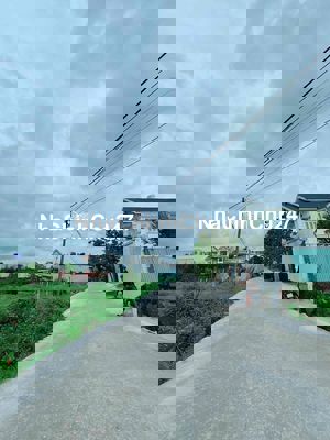 TÔI CHÍNH CHỦ CẦN BÁN GẤP LÔ ĐẤT MẶT TIỀN ĐƯỜNG XE CÔNG FULL THỔ 5x30