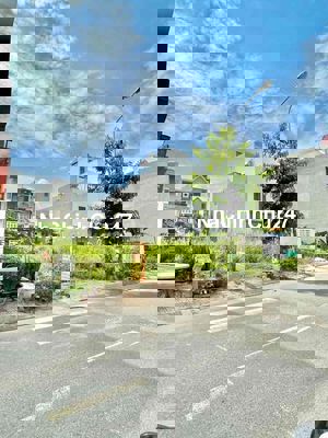 Chính chủ cần bán lô đất trong KDC sầm uất