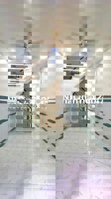 (Chính chủ) - Tỉnh lộ 10 - gần 30m2 - 2 tầng