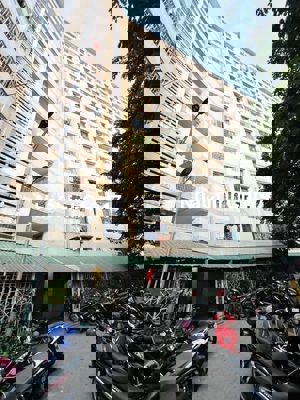 Chính chủ cần bán chung cư miếu nổi