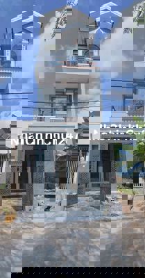 Nhà phố chính chủ cần bán