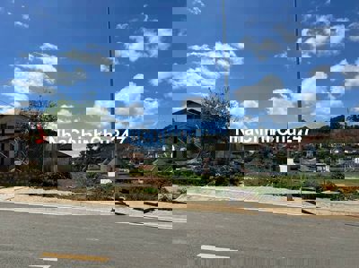 Chính chủ kẹt tiền bán gấp đất mặt tiền trung tâm Đà Lạt,view siêu đẹp