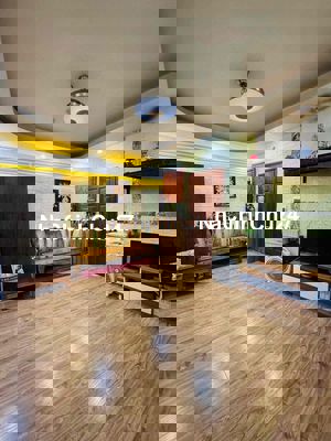 chính chủ bán căn penhouse 65m2 đẹp rẻ