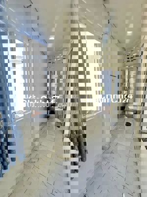 CHÍNH CHỦ BÁN CĂN HỘ THANG BỘ 366 NGUYỄN CHÍ THANH –P.5 - Q10