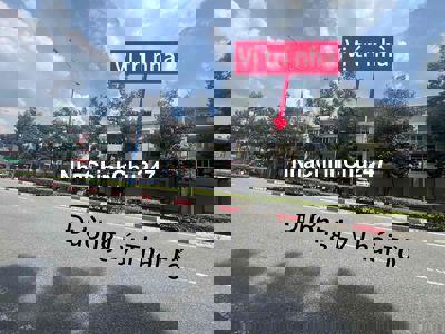 Tôi chính chủ cần bán gấp nhà 1 trệt 2 lầu ngay TT TP Mới