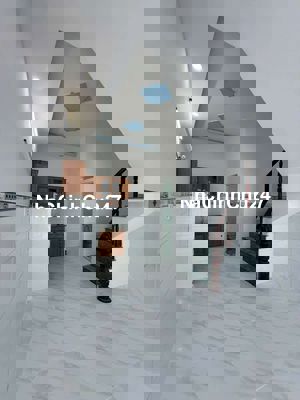 Chủ kẹt tiền gửi bán căn nhà trệt lầu, Hóc Môn, 4×8, giá 380tr