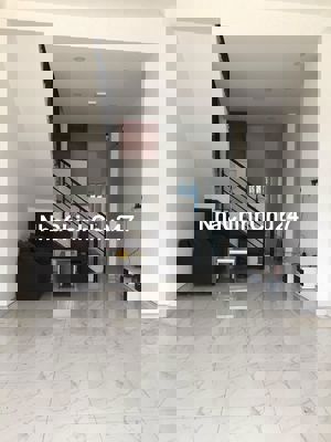 Nhà Giáp Chủ Sổ Riêng 1T1L khu Thịnh Gia 80m 1TY9, Tân Định Bến Cát