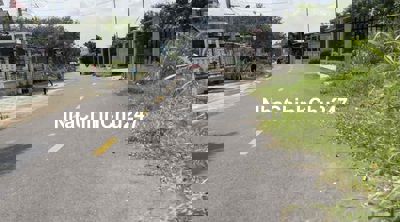 chính chủ ngộp ngân hàng cần ra gấp lô đất đẹp chánh  nhựa 12m giá tốt