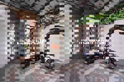 Gia đình Chính Chủ Cần Bán Căn nhà 725tr Bình Chánh