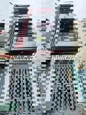 Chính Chủ Đ.Tô Hiệu- Tân Phú: 4 x 18, 3Tầng,4PN Giá Chỉ 9tỷ1 TL