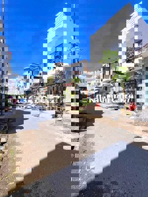 CHÍNH CHỦ BÁN GẤP 5 LÔ ĐẤT NỀN GIÁ MỀM SỔ RIÊNG THỔ CƯ 100%