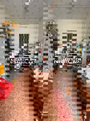 Ô tô gần Măt tiền chính chủ gần Trường Chinh tiện di chuyển Trung tâm