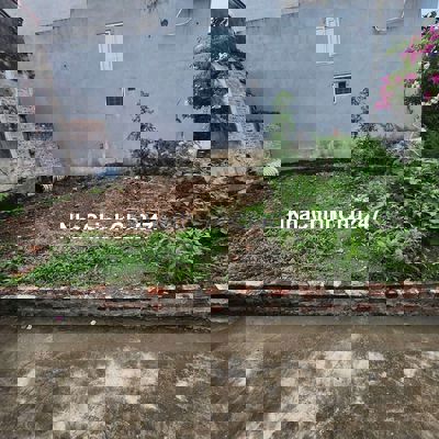 Chính chủ cần tiền bán đất ~50m2  Phường Chương Mỹ- HN - Miễn MG- TG