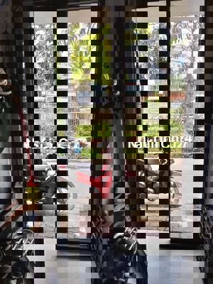 Chính chủ cần bán nhà. Môi giới hh 2%.