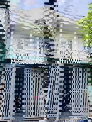 CHÍNH CHỦ BÁN GẤP NHÀ NGỘP HẺM XE HƠI