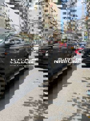 Nhà mặt tiền khu sân bay - Chính chủ lâu năm