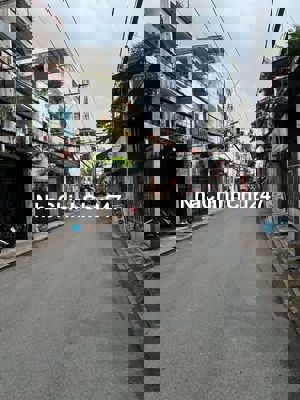 Chủ cần ra gấp nhà 90m2 Tp TDM, bình dương