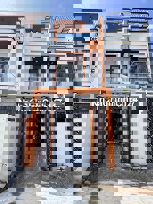 Chính Chủ bán căn 1 trệt 1 lầu, 100m2 chỉ với 1,69 tỷ tại Cần Đước, LA