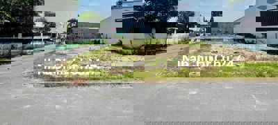 CHÍNH CHỦ cần bán gấp đất gần chợ Lộc Hưng 240m2, giá 735tr,