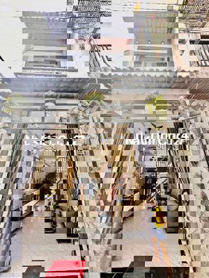 Nhà chính chủ bán