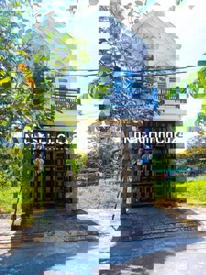 Nhà  chính  chủ cần  bán  Khu Dân  Cư  Xuyên Á