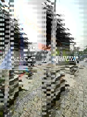 Chính chủ đi nước ngoài mới về cần bán nhà mặt tiền Nguyễn Bình