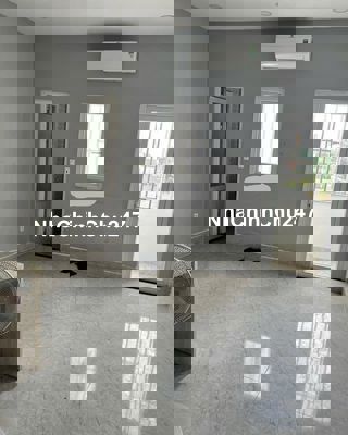 Chính chủ cần bán gấp nhà phố mặt tiền đường Liên Phường