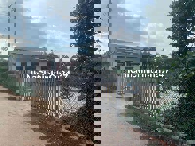 đất chính chủ. 32x90. hiện có 100m thổ. . hiện trạng có nhà