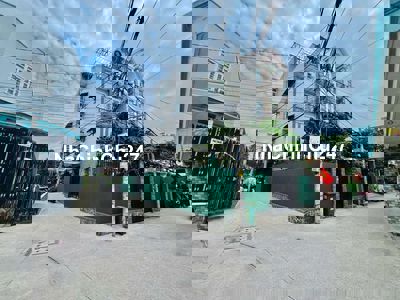 Chủ Ngộp Nặng Giảm 800Tr _ Nhà Cấp 4_ 84m2_Phạm Văn Đồng _Chỉ  5,2 Tỷ