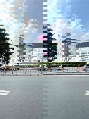 Chủ rất gấp bán nhà 5 tầng ngay lê trọng tấn 4,5x16m giá 5tỷ8