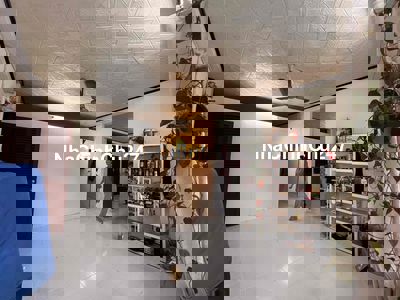 《BÁN GẤP》Căn hộ chung cư chính chủ lầu 4 - 2PN, 62,9 m2, C/c 78 Q.6