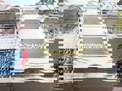 Chính chủ bán nhà Nguyễn Biểu, Phường 1, Quận 5 – vị trí vàng