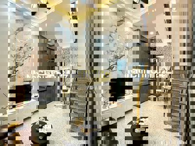 Chính chủ bán nhà 2 lầu 2 phòng ngủ hẻm Nguyễn Thiện Thuật Bình Thạnh.