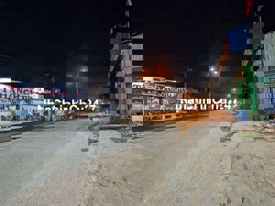 Chủ ngộp bank, 70m2, ngang 4x17, 2 tầng st, Mặt Tiền QL1K. Giá 3 tỷ