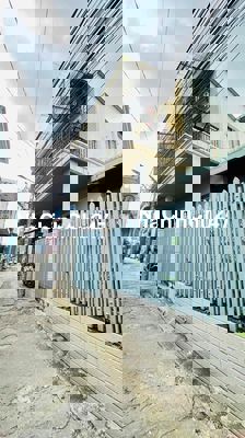 Chủ gởi bán 2 Căn Nhà Tam HOÀ Cấp 4+1 trệt 1 lầu,sổ riêng,thổ cư 100%