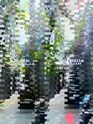 hẻm Ô tô ba vân  , 4 Tầng , 4 x 13 , thông trường chinh